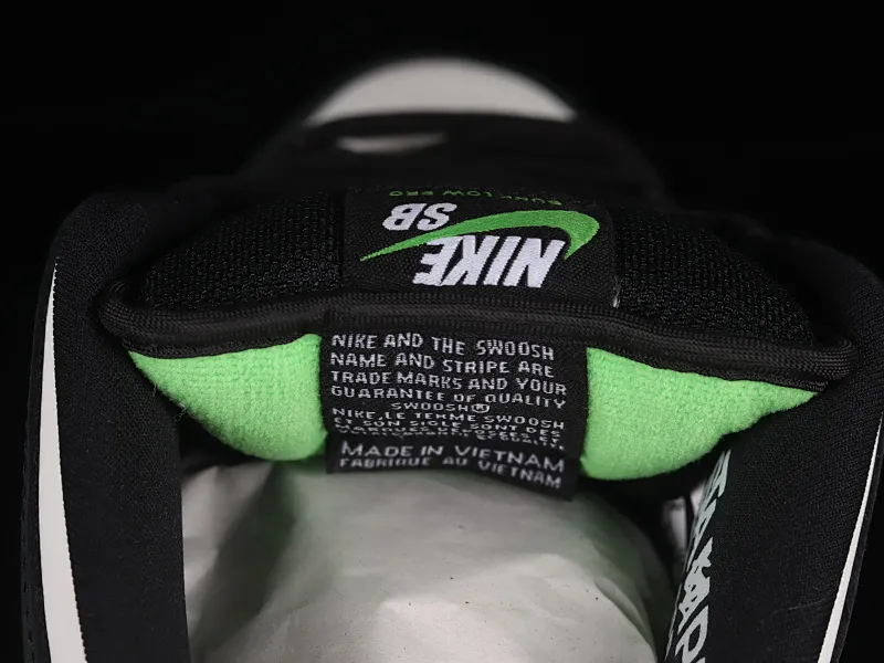 All categories Nk SB Dunk Series Nk SB Dunk Low low-top sneakers M version pure original Jeff Staple x Nk SB Dunk Low "Pigeon" 3.0 black and white panda pigeon low-top classic versatile casual sports sneakers BV1310-013